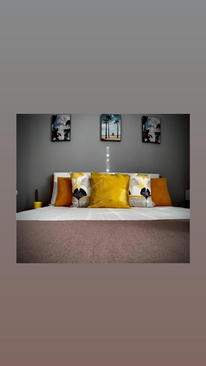 Endy Apartaments Orikum Bagian luar foto